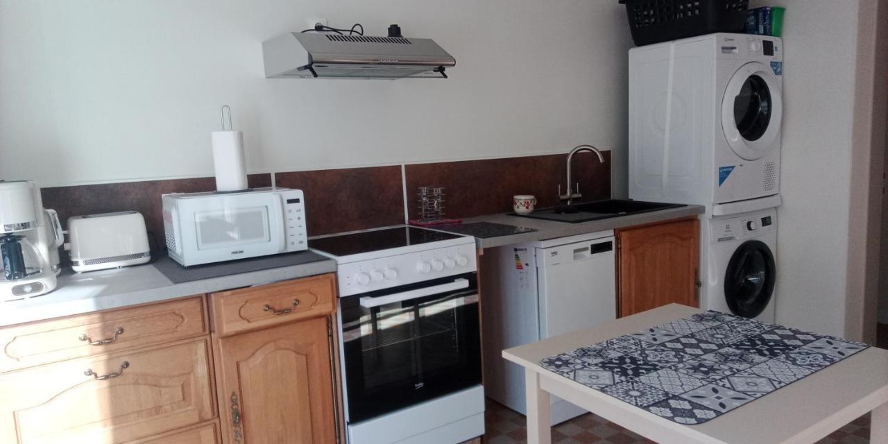 Le Plain Pied Sur Place Le Mêle-sur-Sarthe Dış mekan fotoğraf
