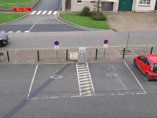 Le Plain Pied Sur Place Le Mêle-sur-Sarthe Dış mekan fotoğraf